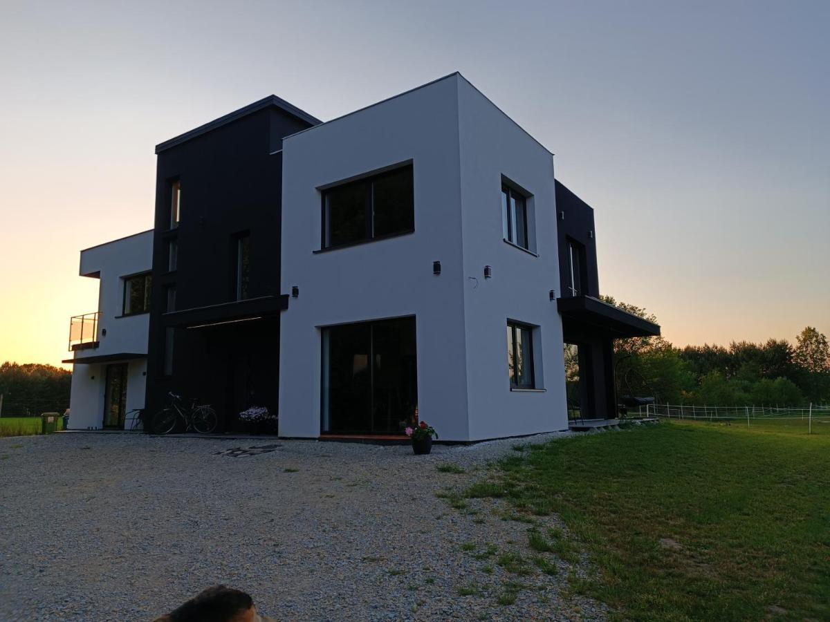 Modern Rancho - Apartamenty Nad Rzeka, Przy Stadninie Koni Kruszyna  Exterior photo